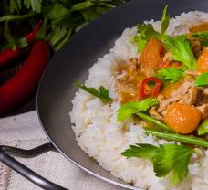 Čo so zvyškami mäsa po varení? Pripravte si kuracie soté