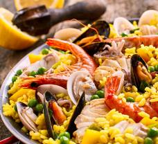 Španielska paella s morskými plodmi: Ako na to? 