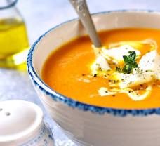 8 tipov ako zahustiť polievku bez múky