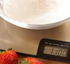 Na váženie bez váhy stačia lyžička, lyžica a šálka