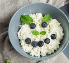 Máte chuť na nočné hodovanie? Siahnite po tvarohu!