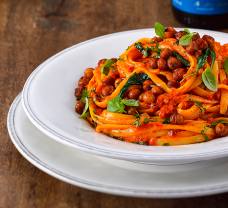 Fresine cestoviny s cícerom a krémovou omáčkou z pečenej papriky