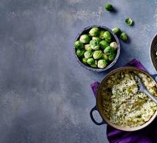 Rizoto s ružičkovým kelom a parmezánom