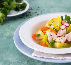 Jarná kuracia polievka