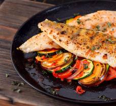 Zubáč na grile s ratatouille 