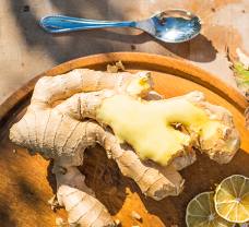 Ako rýchlo ošúpať zázvor