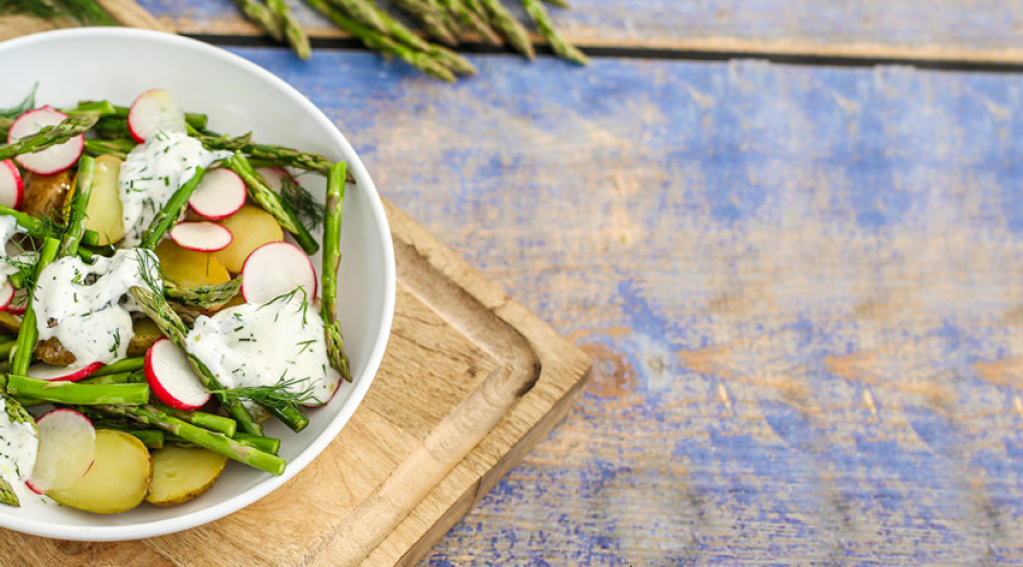 Jarný zemiakový šalát