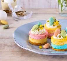 Nepečené mini cheesecakes s čokoládovými vajíčkami (bez lepku)